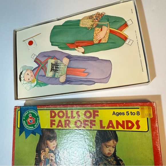 Vintage 1969 Child Guidance Paper Doll Box Set Dolls of Far Off Lands Unused - Picture 2 of 4